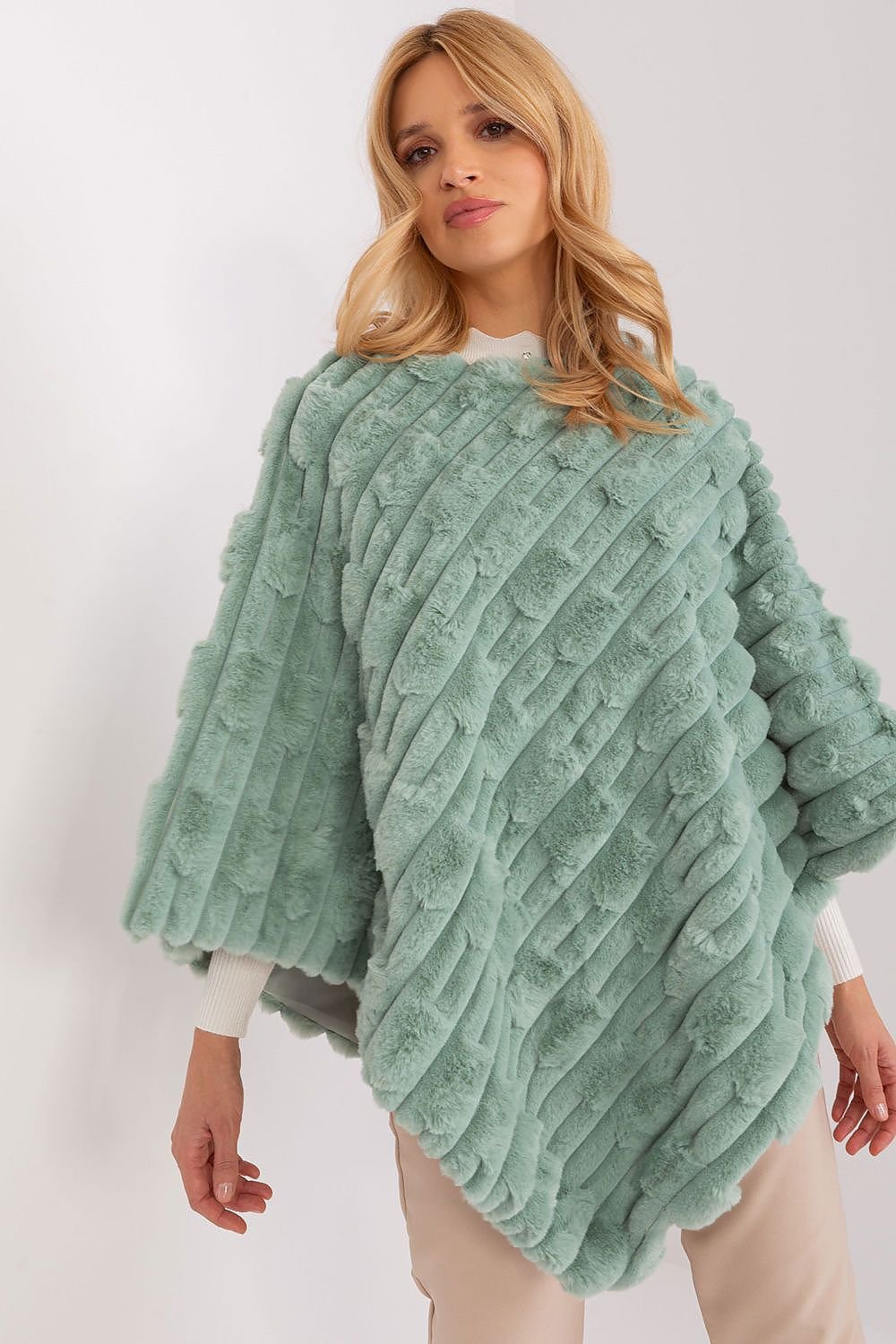 Poncho model 190862